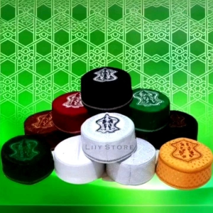 MURAH! PECI/SONGKOK/KOPIAH NASIONAL BERKUALITAS RAGAM MOTIF & WARNA BORDIR PECI ASSAGOFAH & TEROMPAH COCOK UNTUK LAKI LAKI PRIA SEGALA UMUR BAIK ANAK REMAJA HINGGA DEWASA COCOK JUGA UNTUK HADIAH KE BAPAK ATAU ORANG TUA 2