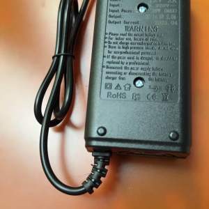 Sạc 14.6V 2A có quạt – Sạc pin lithium thương hiệu Li 12V hệ 4S pin sắt (LFP) – Đầu cắm DC 5.5mm