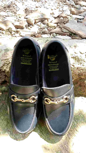 sepatu docmart wanita terbaru slip on wanita termurah pantofel keren