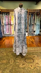 Carolla Dress by Dian Pelangi LIMITED EDITION Busana Muslim Gaun Batik Casual Formal Pesta Pernikahan Kondangan Wanita Cantik Anggun Modis Modern Mewah Model Motif Hand Made Abstrak Terlaris Terbaru Kekinian