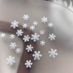 Túi phụ kiện charm bông tuyết trắng đủ size trang trí móng tay nail