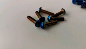 🚩5.5(ร้าน​แนะนำ​) น็อตพวงมาลัย ไทเท​ มี2รุ่น​ หัวกลมกับหัวแบน​ พร้อมส่ง​ สต็อกแน่นน็อตพวงมาลัย น็อตคอพับ น๊อตพวงมาลัย สแตนเลสแท้