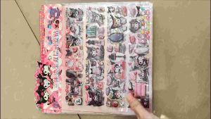 ส่งจากไทย‼️สติ๊กเกอร์ 3D สติ๊กเกอร์สามมิติ สติ๊กเกอร์สองชั้น สติ๊กเกอร์ลายการ์ตูน ขนาดประมาณ 25*24 ซม