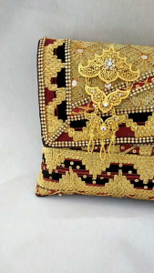 CLUTCH TAPIS / TAS TAPIS / TAS WANITA / CLUTCH WANITA MOTIF ZIGZAG KETIK TUTUP MIRING KHAS LAMPUNG