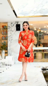 ชุดเดรสกี่เพ้าลายมังกร