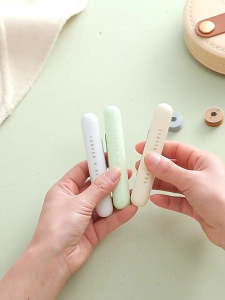 REJEKI 9393.- NEW ALAT 2 IN 1 PELEPAS JAHITAN / PENDEDEL BENANG /PEMBUKA BENANG