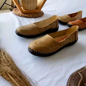 Sepatu Kickers Wanita Kode MK-50: Desain Elegan & Nyaman