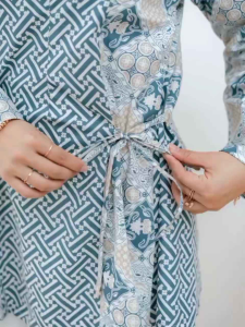 Atasan Wanita Blouse Batik Modern Warna Soft Tali Samping Resleting Depan Katun M L XL XXL