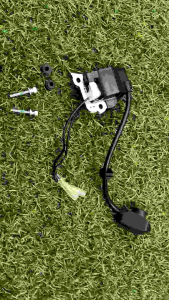 A304ชุดคอยล์ไฟ +พร้อมน็อตยึด (ครบชุดพร้อมติดตั้ง) "ยี่ห้อ"มารูยาม่า MARUYAMA เครื่องตัดหญ้า 2 จังหวะ รุ่น BCF500HTR-RS ของแท้ #แท้ติดเครื่องใหม่มา #งานคุณภาพ #ตรงปก