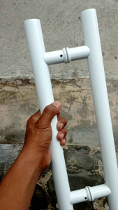 Gagang Handle pintu kaki baut tembus bulat 1¼ full putih powder coating