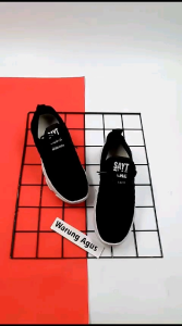 Warung Agus - Sepatu Senam Wanita Import Sara Series