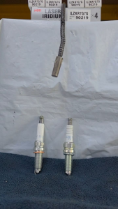 ILZKR7G7G Jeep Wrangler 2.0T Alfa Romeo Giulia Stelvio Fiat Dodge Hornet NGK 90219 Laser Iridium Spark Plug