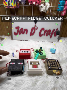 Minecraft-themed stress reliever figdget clicker : Creeper Chicken TNT Command Block Enderman.