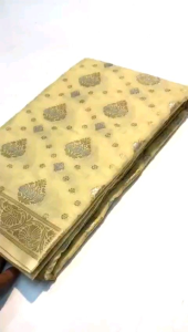 Pure  Muslin Soft Silk  Sarees  ALL Over  Weaving  Design  Of Gold and Silver Combination  And  Rich Pallu