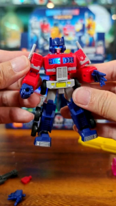 Blokees Figures Transformers Shining Version 02 Shining 1985
