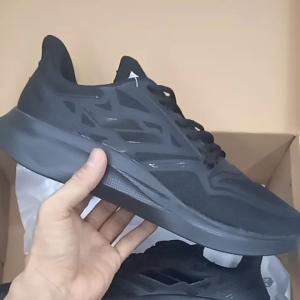 Sepatu Lari Mills Treximo Omega M2 Triple Black
