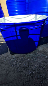 ถังกลม 1000 ลิตร ขนาดกว้าง140cm. สูง84cm. รูน้ำออก1" มีหลายสีสมารถสั่งได้