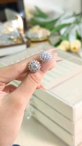 Bông tai nụ hoa đá XP 3 tầng không đen không gỉ Kami trang sức sỉ