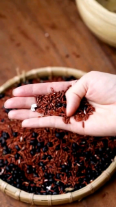 500g trà gạo lức đậu đen lòng xanh kèm lá dứa