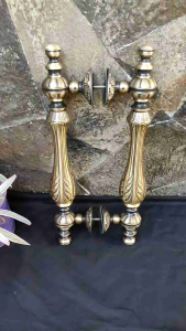 Handle Pintu Rumah Kuningan Antik Motif Vas Ukir 47 cm 2 Pcs