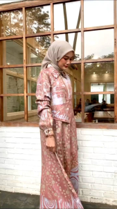 SILK SUTRA DRESS GAMIS SILK SUTRA BATIK CAP ABSTRAK