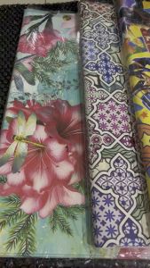Kertas Kado Glossy Karakter Labubu Bunga Batik Boneka 50lembar (65x50cm /70gr)