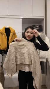 Set Áo Len Choàng Cổ Cao Mix Chân Váy Xếp Ly QCCC