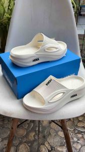 SANDAL HOKA ORIGINAL 100% KHAIKI CREAM SANDL SLIDE PRIA