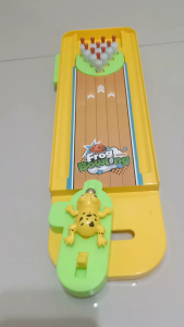 Mainan Edukasi Frog Bowling
