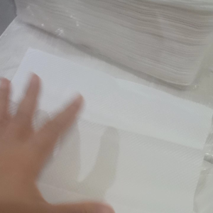 Tissue Handtowel Tebal 1 Pak Kwalitas OK