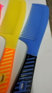 1pc Trendy Neon Plastic Hair Comb  Perfect for Stylish Antistatic Hair Care Essential Random colors
