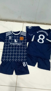 SETELAN BAJU BOLA ANAK TERBARU KAOS JERSEY BOLA ANAK TERMURAH UMUR 1-14 TAHUN KUALITAS PREMIUM BAHAN LEMBUT DAN ADEM