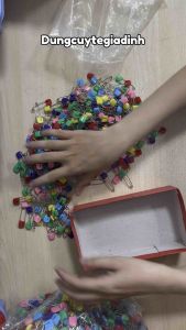 Sỉ 100 kim băng an toàn đầu nhựa (kim tây) đủ màu dùng trong túi sơ cứu theo tiêu chuẩn BYT