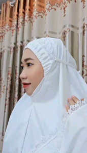 (Pre-order) Telekung Cotton Sejuk Sulam Lace Midi  ( Telekung Sahaja )