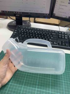 Portable Urinal Bottle - Clear Plastic Container Urine Measurement 1000ml - Man Woman with Lid Cover Jug Bag Bed Pan Pee Pot Travel Bedpan