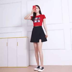 (READY STOCK)Highwaist Stretchable A- Line Slit Mini Skirt with Built-in Safety Shorts