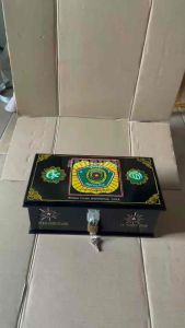 Kotak Mori Bunga Islam Kayu Jati Motif Ukir Logo BII Bunga Islam Indonesia / Tempat Penyimpanan Sabuk Mori Pencak Silat BII Bunga Islam Indonesia / Tempat Kotak Penyimpanan Sabuk Mori Kayu Jati Bunga Islam / Kotak Sabuk Mori Bunga Islam Aesthetic