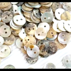 Kancing Kerang 50 Pcs: Aksesoris Kerajinan Tangan & Desain Interior