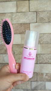 สเปรย์+หวีแปรงซี่โลหะ ช่วยลดการเกิดไฟฟ้าสถิตย์ ยืดอายุการใช้งานแฮร์พีช