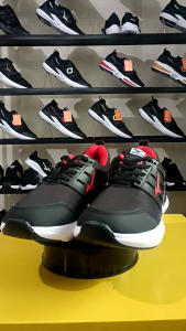 Sepatu Sneakers pria wanita terbaru sepatu olahraga pria wanita keren sepatu sport pria sepatu lari pria wanita murah sepatu senam cewek sepatu kerja pria wanita  sepatu sekolah hitam