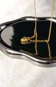 Kalung Jantung Frosted Aksesori Untuk Wanita. Kotak Percuma Kerongsang Percuma keluli tahan karat tidak pudar tiada alahan sentuhan ringan