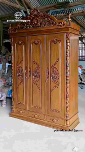 Almari Pakaian Desain Elegan & Berkualitas