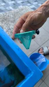 Cawan Untuk Ikan Makan Cacing//Worm Feeding Cup/红虫喂食器喂食杯