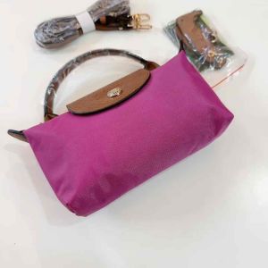 Grade 🅰️ ตรงซิปมีปั๊ม YKKกระเป๋าถือและสะพายคางขนาดเล็กไซร้มินิ สินค้าสวยตรงปกพร้อมอุปกรณ์ครบ