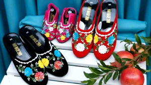 Hài nhung thêu kết cườm dành cho nữ và người lớn tuổi quý phái