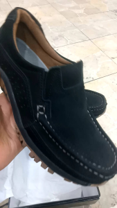 sepatu kasual pria dewasa bahan kulit