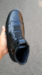 SEPATU PRIA PORMAL CADUAL SNEACKERS