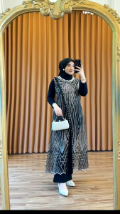 Outer Brukat Hana Long