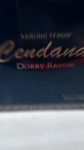 Sarung Cendana Goyor Kawung Bahan Rayon Putih Hitam