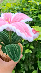 bunga liliy kawat bulu/bunga kawat bulu pot mini/pipe cleaner/kawat bulu mercy/bunga hias/bunga hias kawat bulu